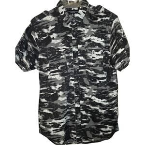 Truth Substance  Black, White, and Gray Button-Down Shirt - Size Med 0028